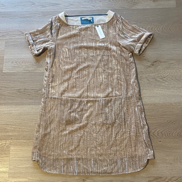 NWT Floreat | Anthropologie Velvet Dress - Picture 2 of 10